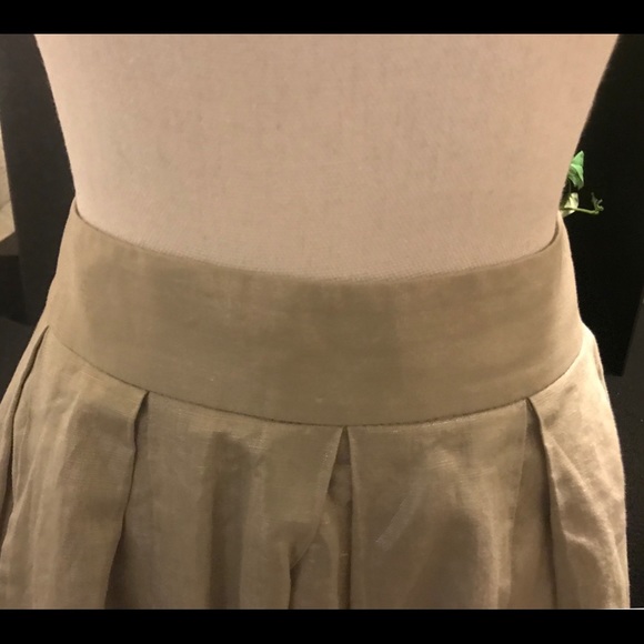 Banana Republic Shimmery Silver Skirt - Picture 8 of 8